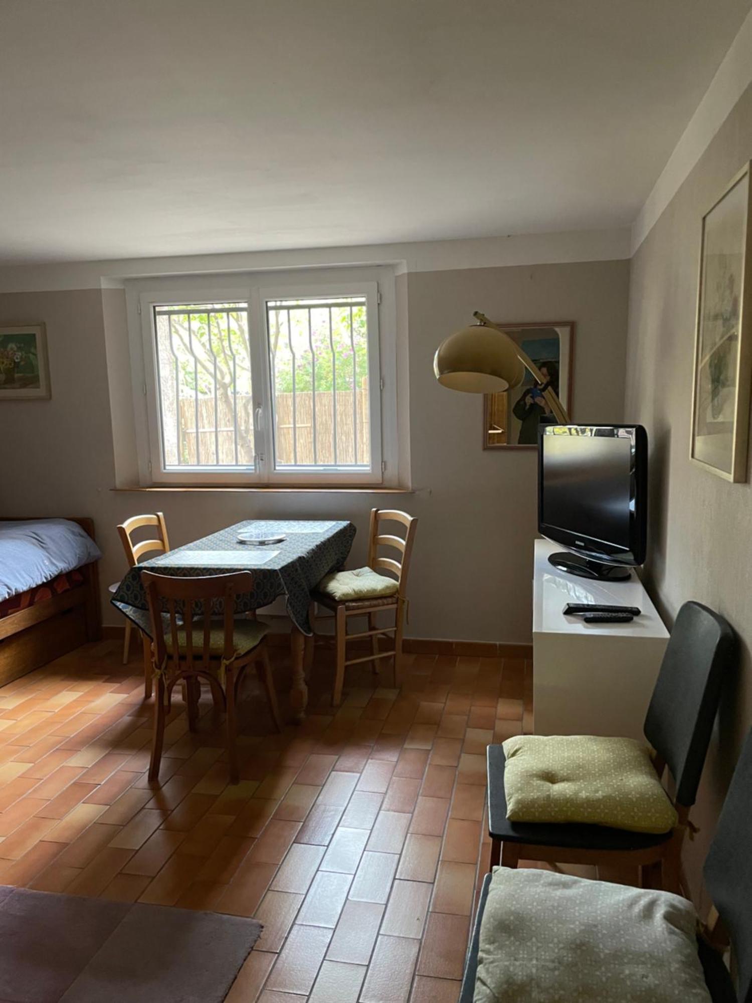 Fréjus 2 Appartements Calmes מראה חיצוני תמונה